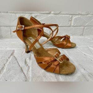 AIDA Latin Dance Shoes Style Nikolishina Size 24.5